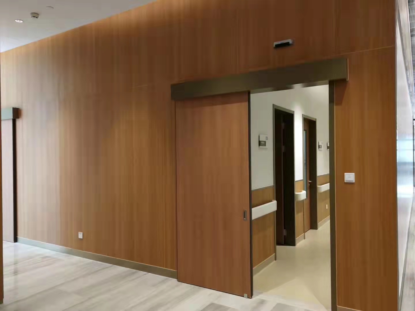 ������˹��--Ʒ�ƣ�������